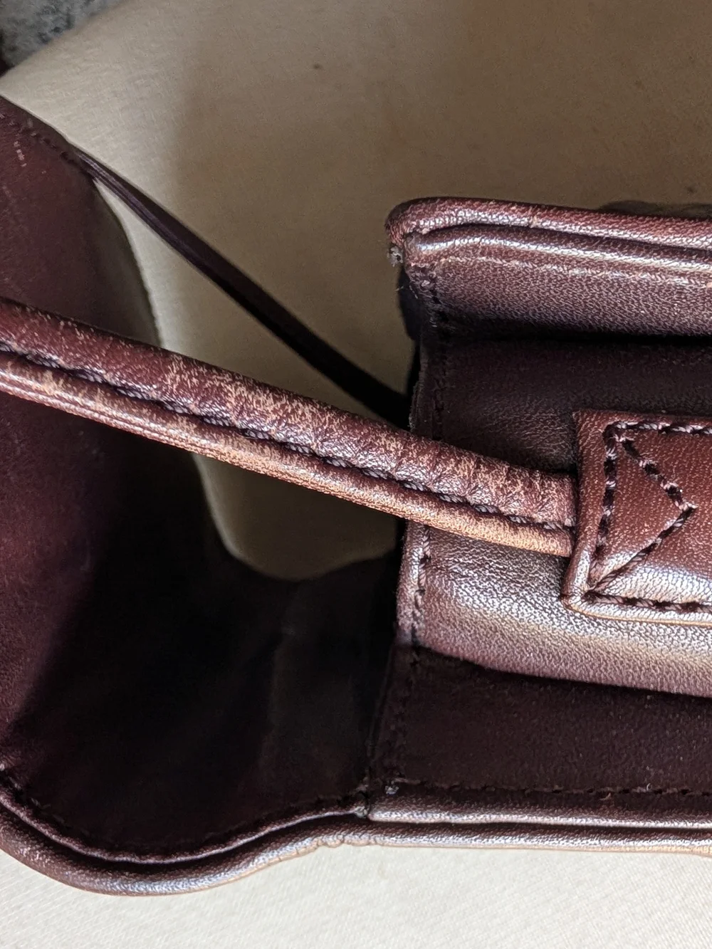 Brighton One World Brown Croc-Embossed Leather Messenger Crossbody